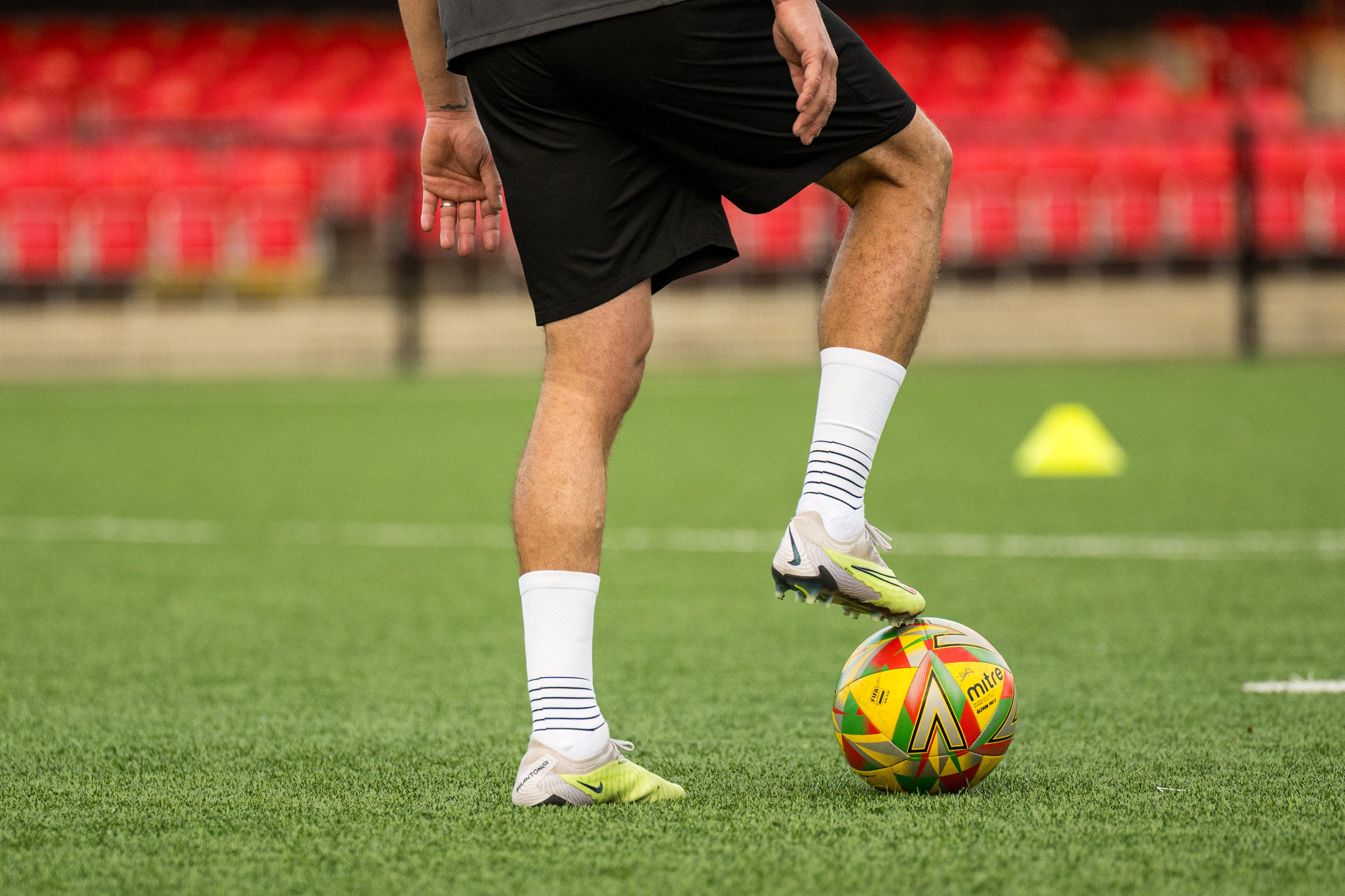 Grip Socks Mid Leg Compression Senior
