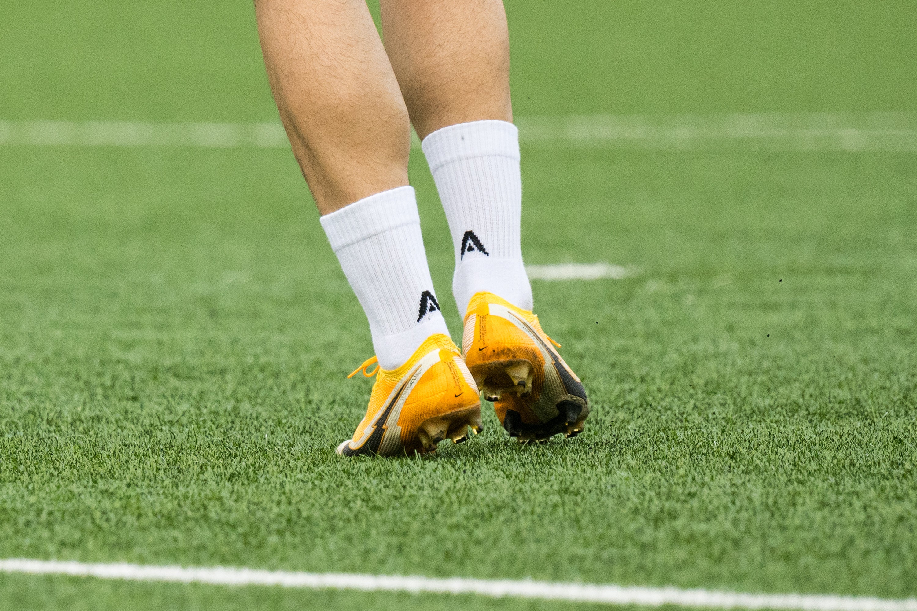 Grip Socks Mid Leg Classic Junior
